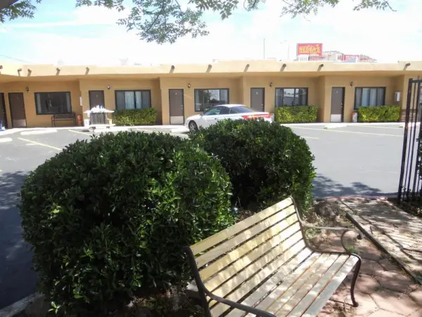 Redrock Country Inn 8